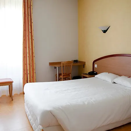 Logis Du Commerce Hotel Volvic