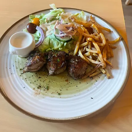 Logis Du Commerce Otel Volvic