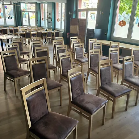 Logis Du Commerce 3* Volvic