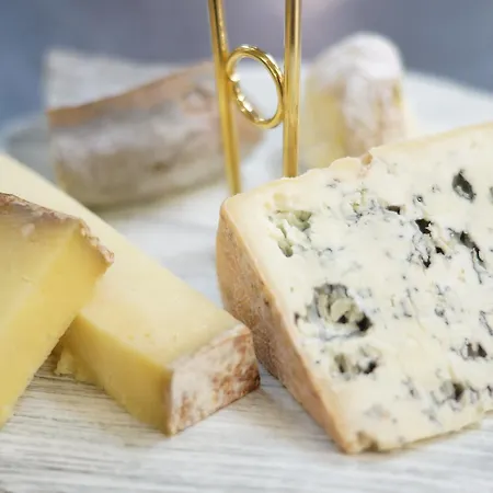 Logis Du Commerce Volvic