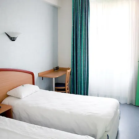 Logis Du Commerce Volvic