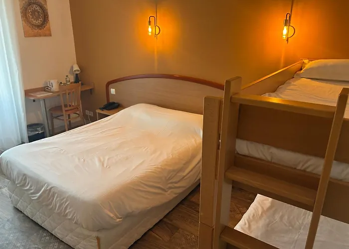 Logis Du Commerce Volvic